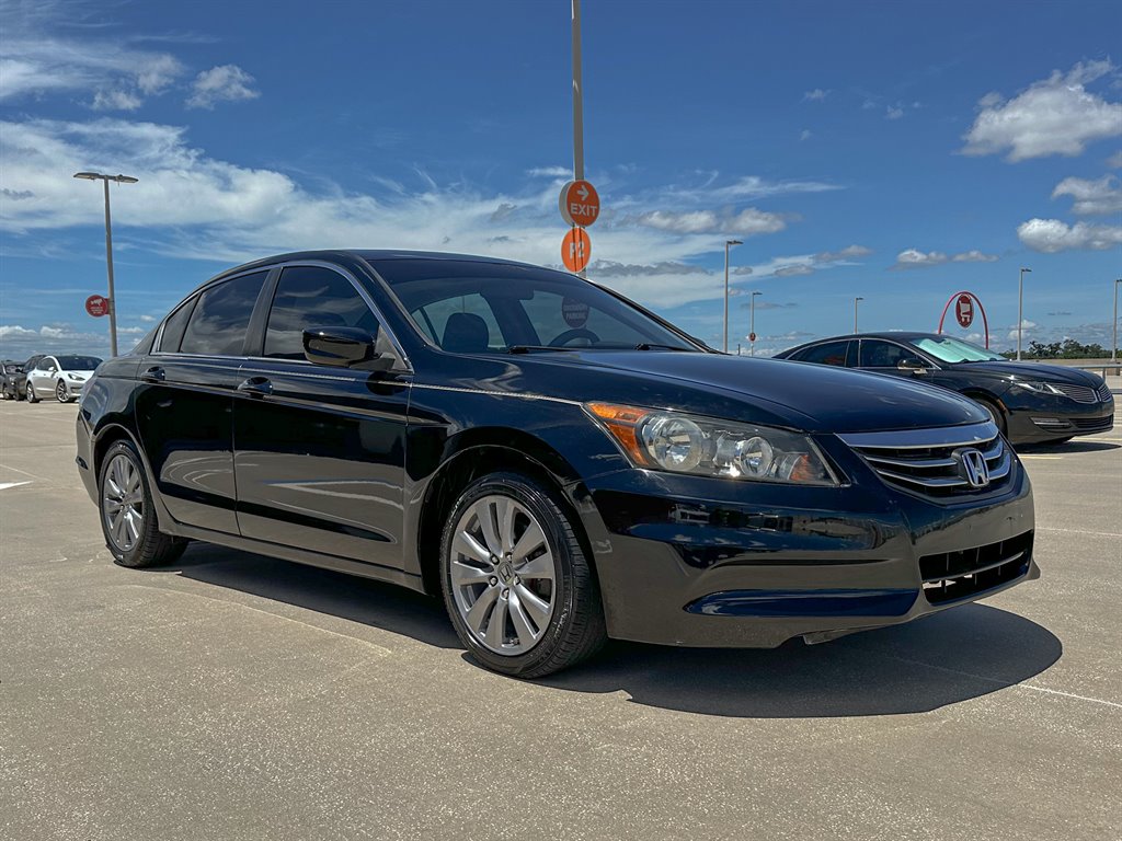 2012 Honda Accord - $7,000