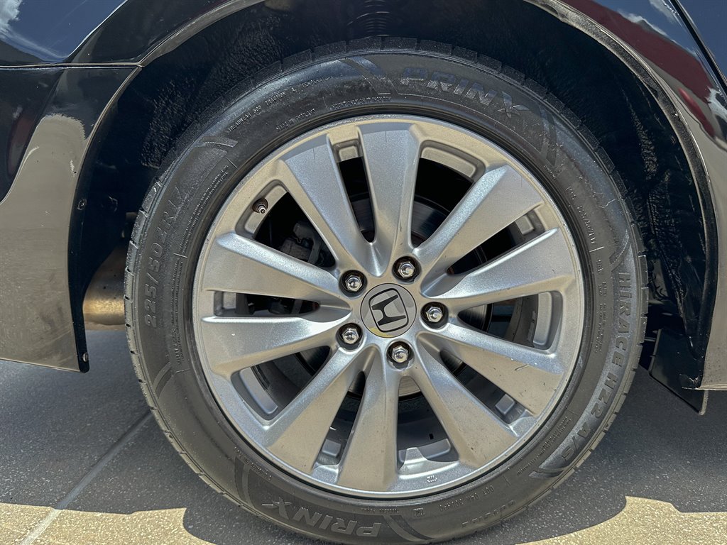 2012 Honda Accord - $7,000