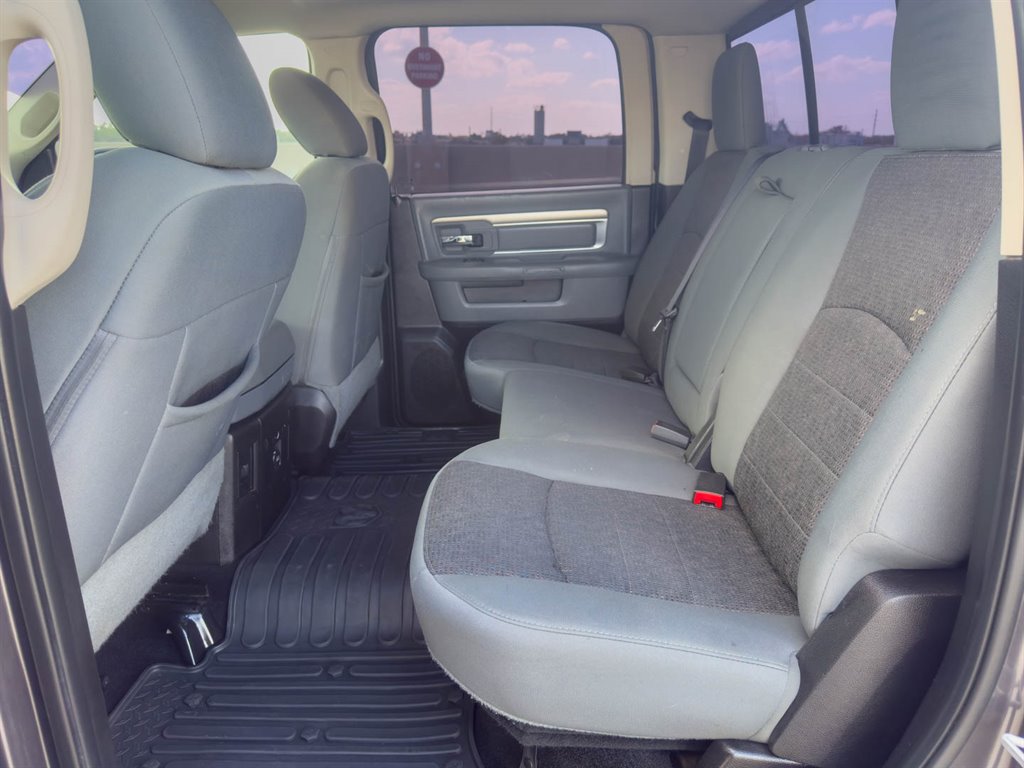 2016 RAM 1500 SLT photo