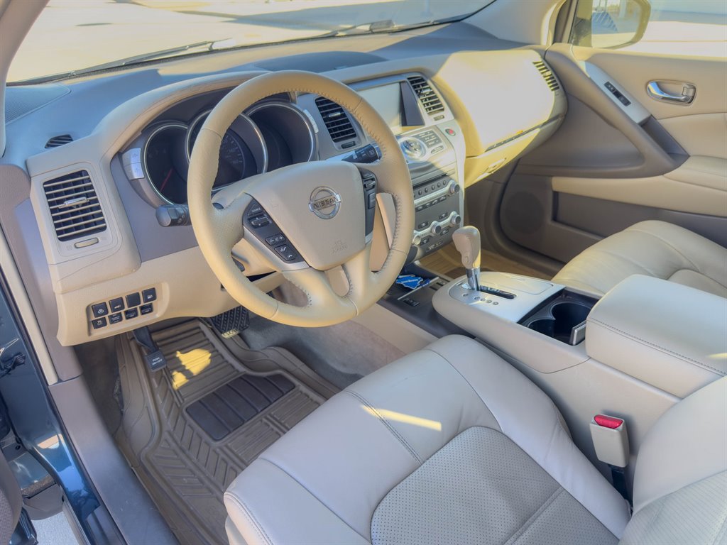 2011 Nissan Murano - $5,600