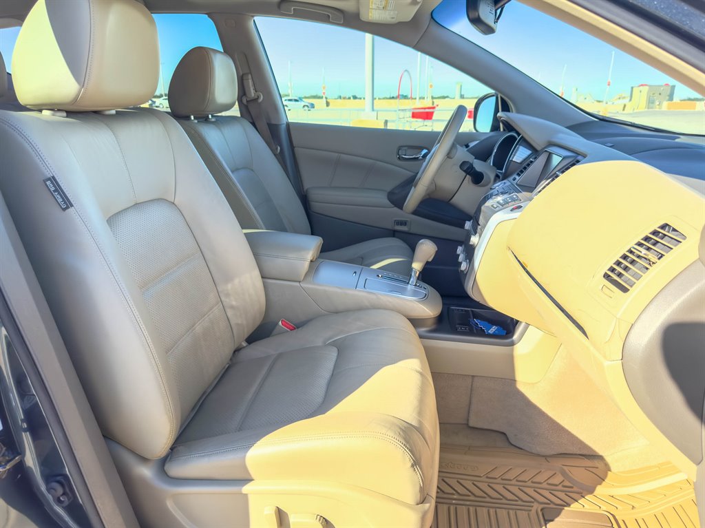 2011 Nissan Murano - $5,600