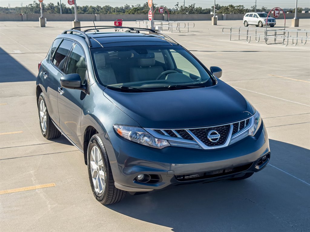 2011 Nissan Murano - $5,600