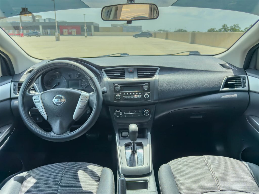 2017 Nissan Sentra - $7,600