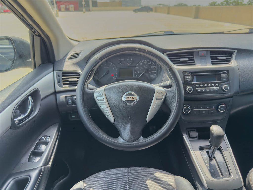 2017 Nissan Sentra - $7,600