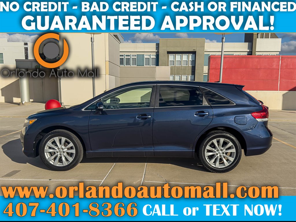 2015 Toyota Venza LE photo