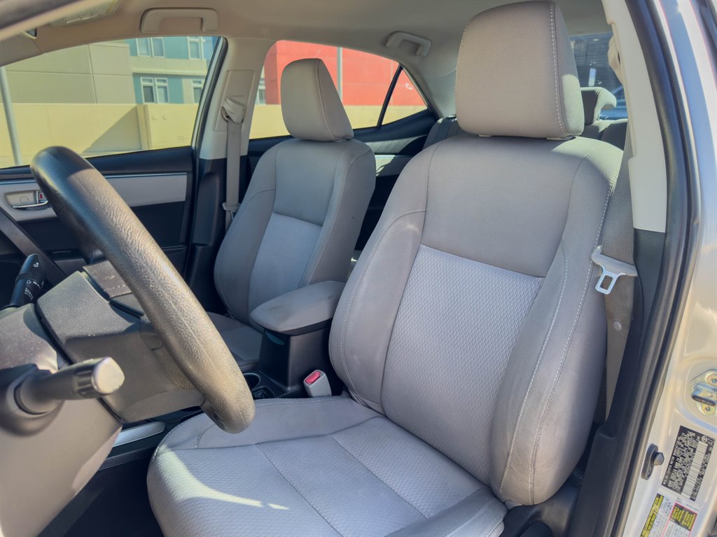 2014 Toyota Corolla L photo