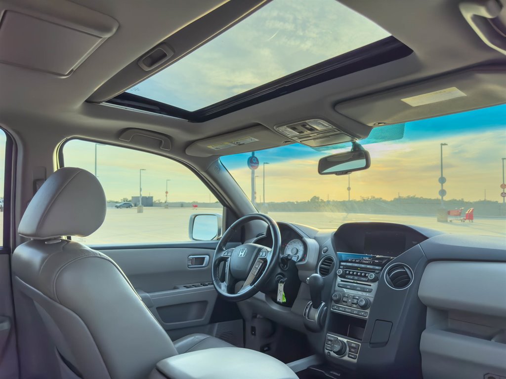2015 Honda Pilot Touring photo