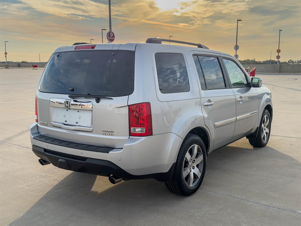 2015 Honda Pilot Touring photo