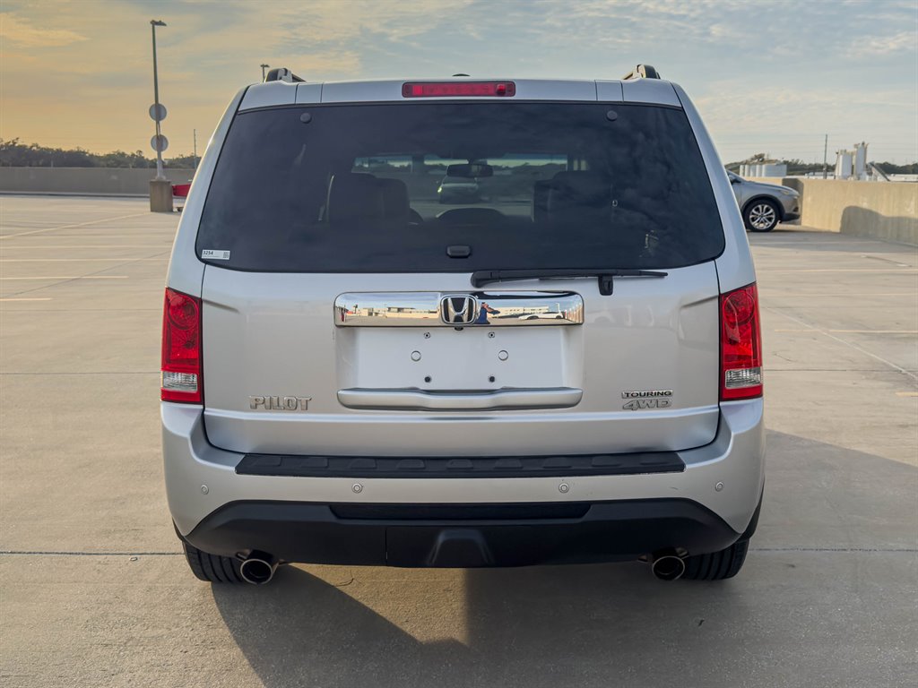 2015 Honda Pilot Touring photo
