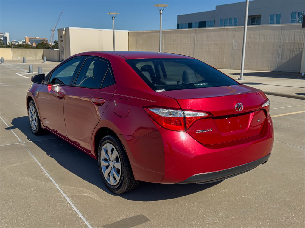 2016 Toyota Corolla LE photo