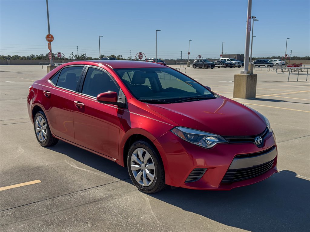 2016 Toyota Corolla LE photo