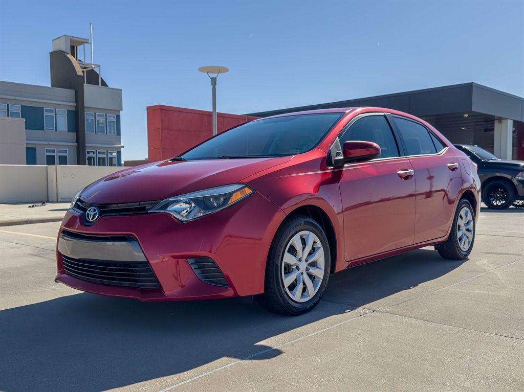 2016 Toyota Corolla LE photo