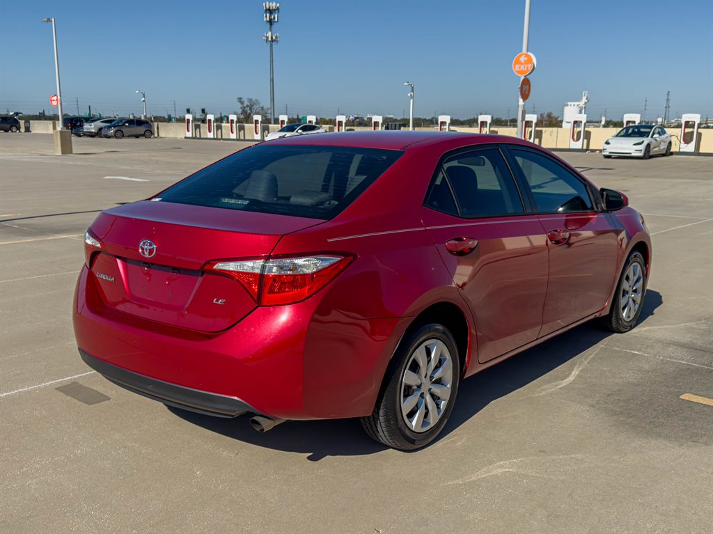 2016 Toyota Corolla LE photo
