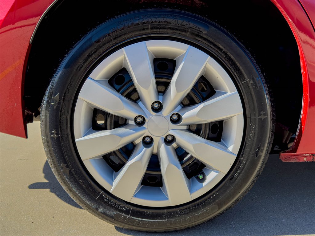 2016 Toyota Corolla LE photo