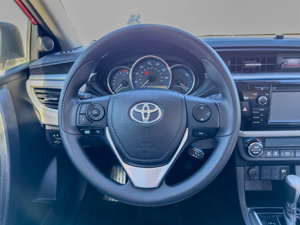 2016 Toyota Corolla LE photo
