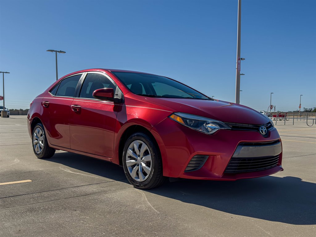 2016 Toyota Corolla LE photo