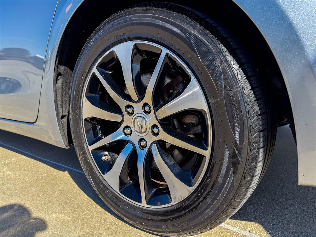 2016 Acura TLX Base 2.4l photo