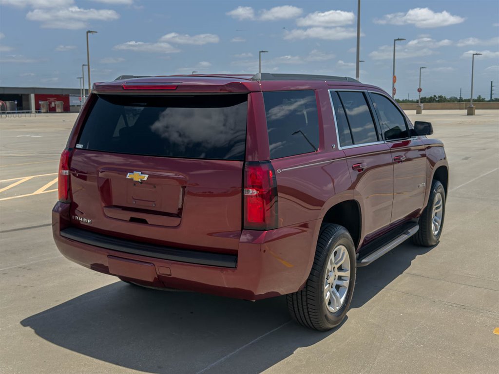 2017 Chevrolet Tahoe LT photo