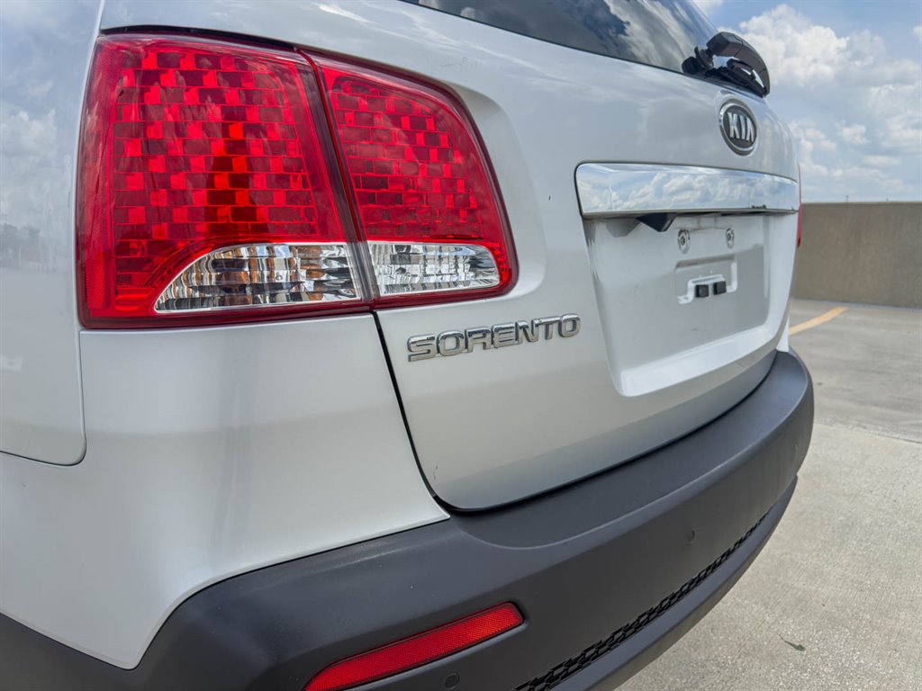 2012 Kia Sorento - $5,600