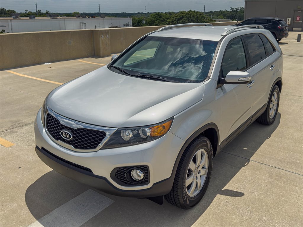 2012 Kia Sorento - $5,600