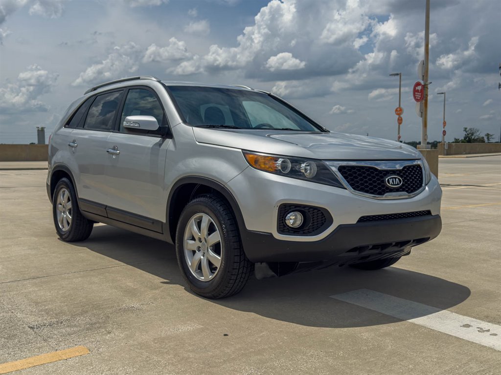 2012 Kia Sorento - $5,600
