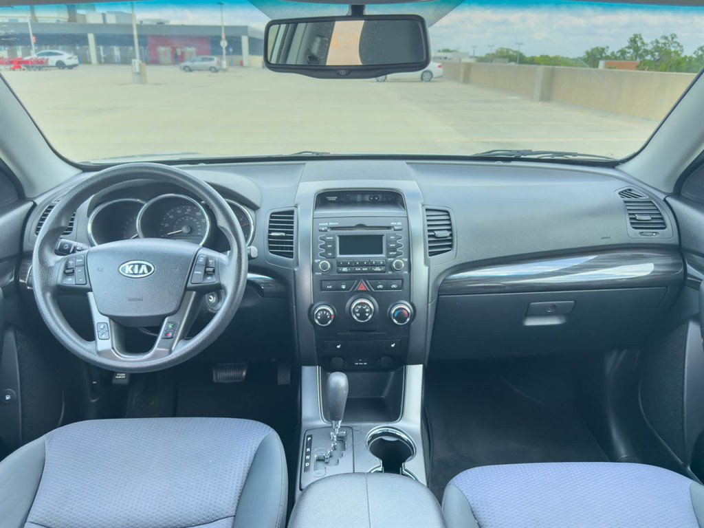 2012 Kia Sorento - $5,600