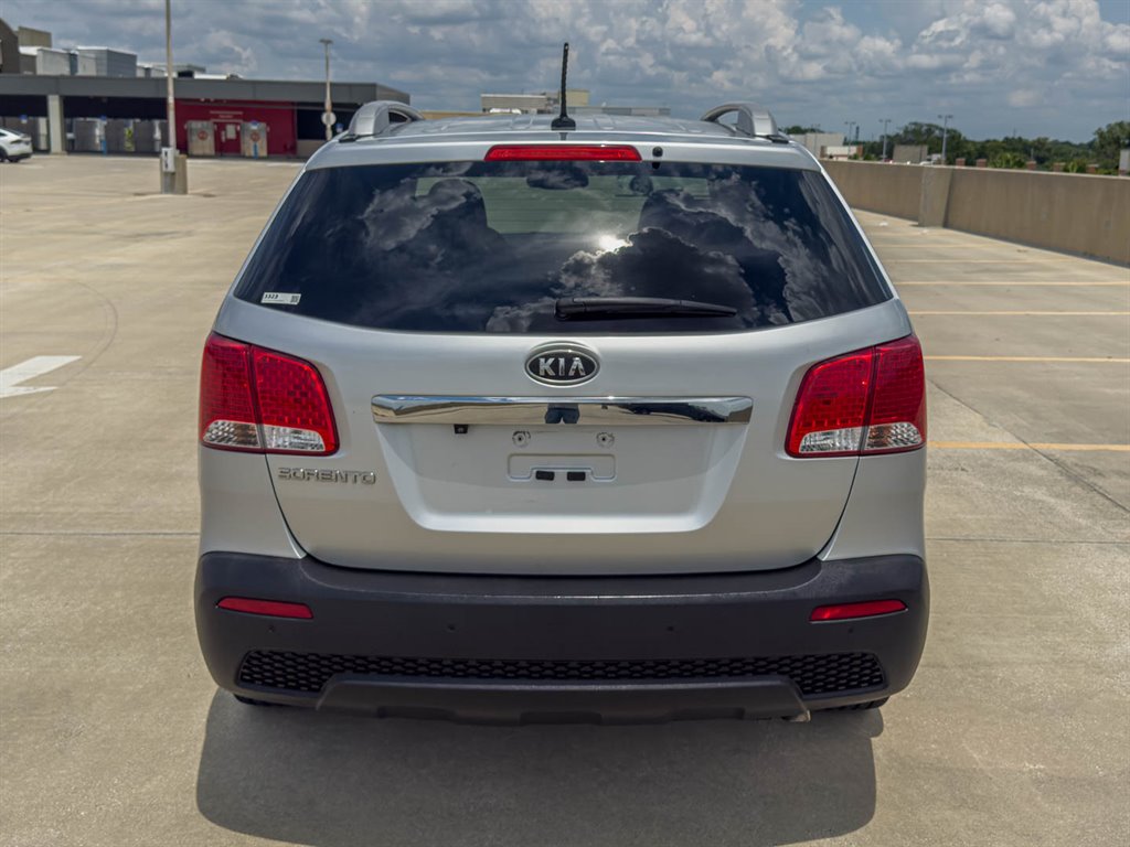 2012 Kia Sorento - $5,600