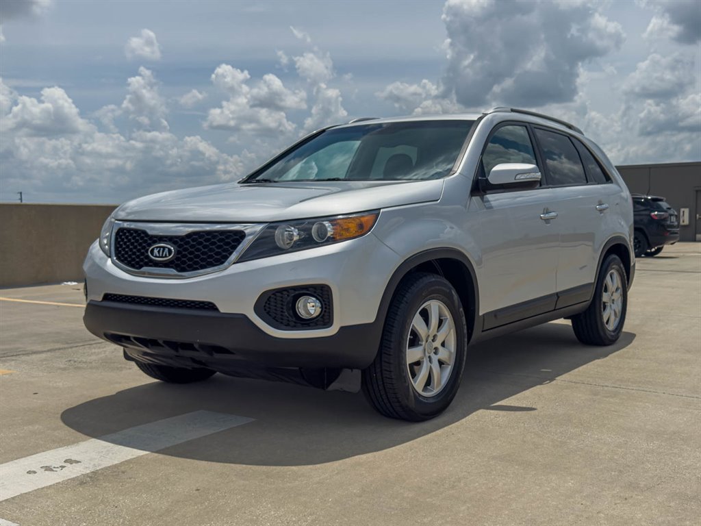 2012 Kia Sorento - $5,600
