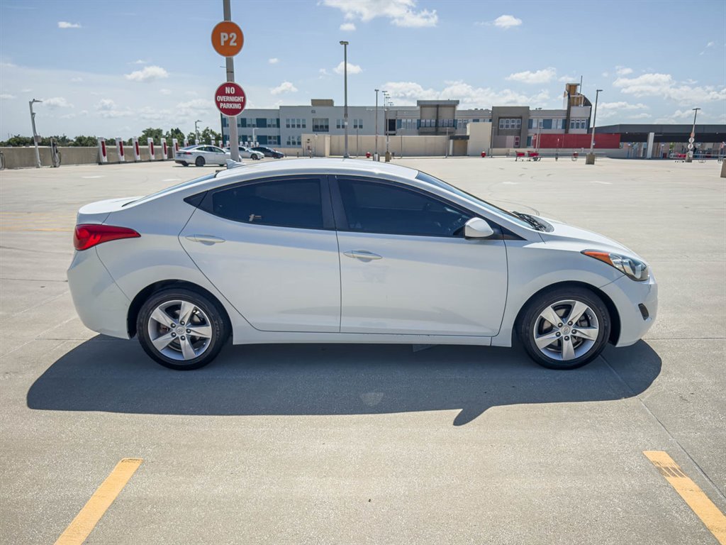 2013 Hyundai Elantra - $7,300