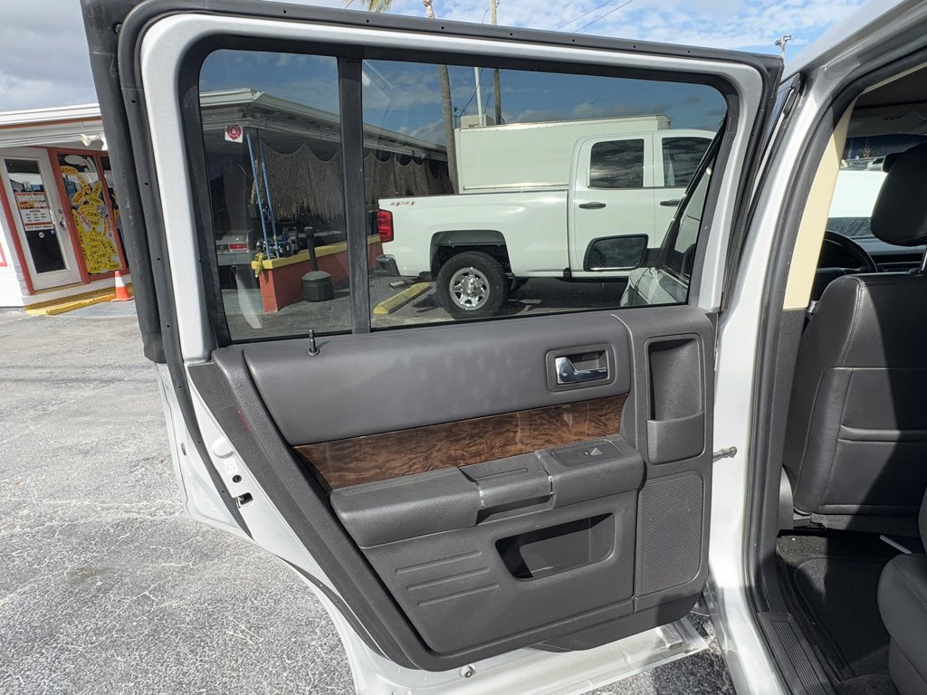 2019 Ford Flex - $18,980