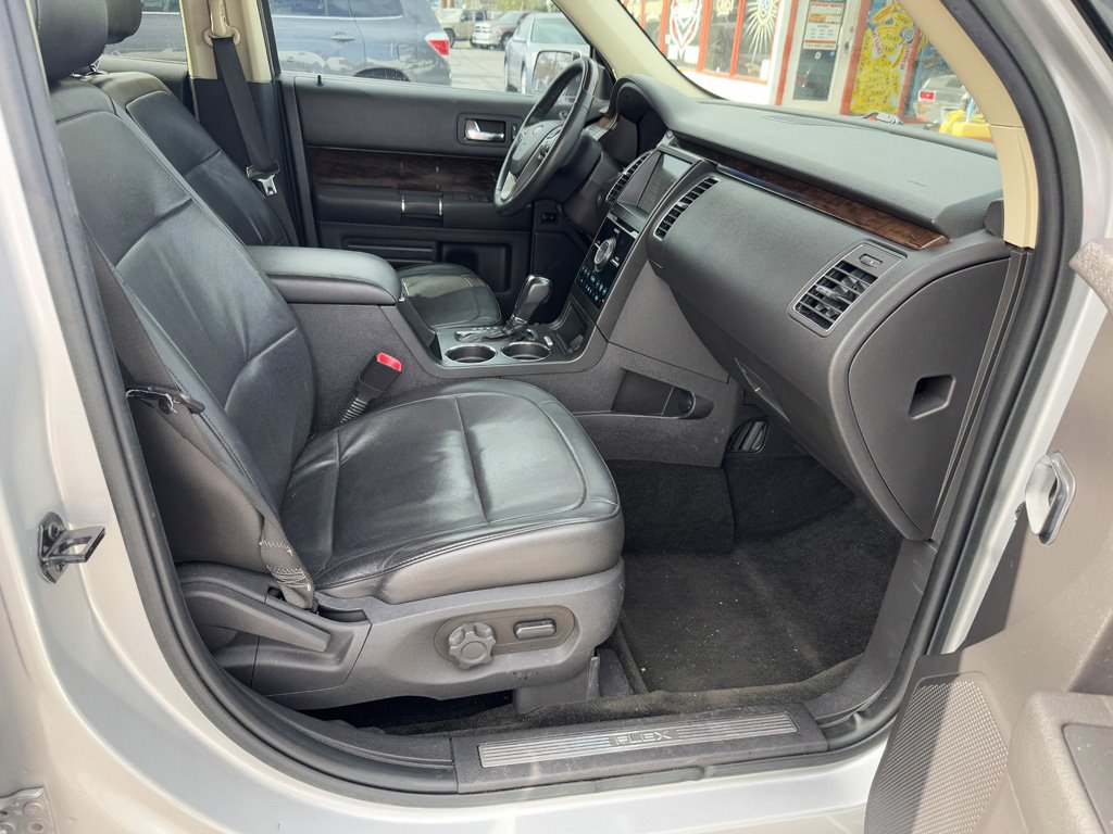 2019 Ford Flex - $18,980