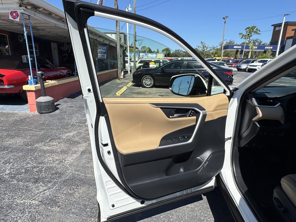 2019 Toyota RAV4 - $25,980
