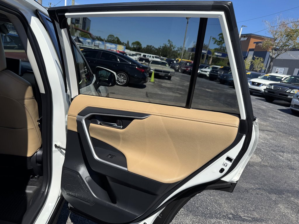 2019 Toyota RAV4 - $25,980