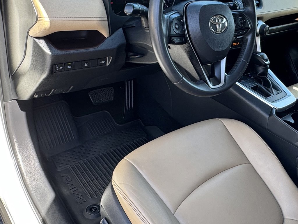 2019 Toyota RAV4 - $25,980