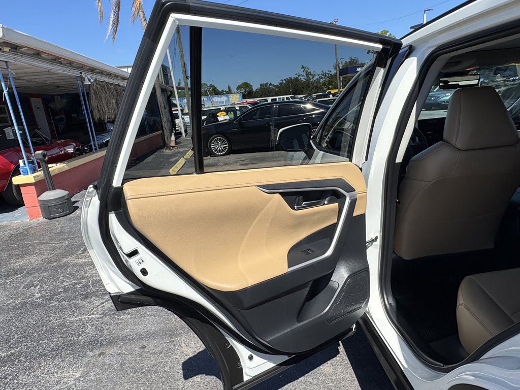 2019 Toyota RAV4 - $25,980