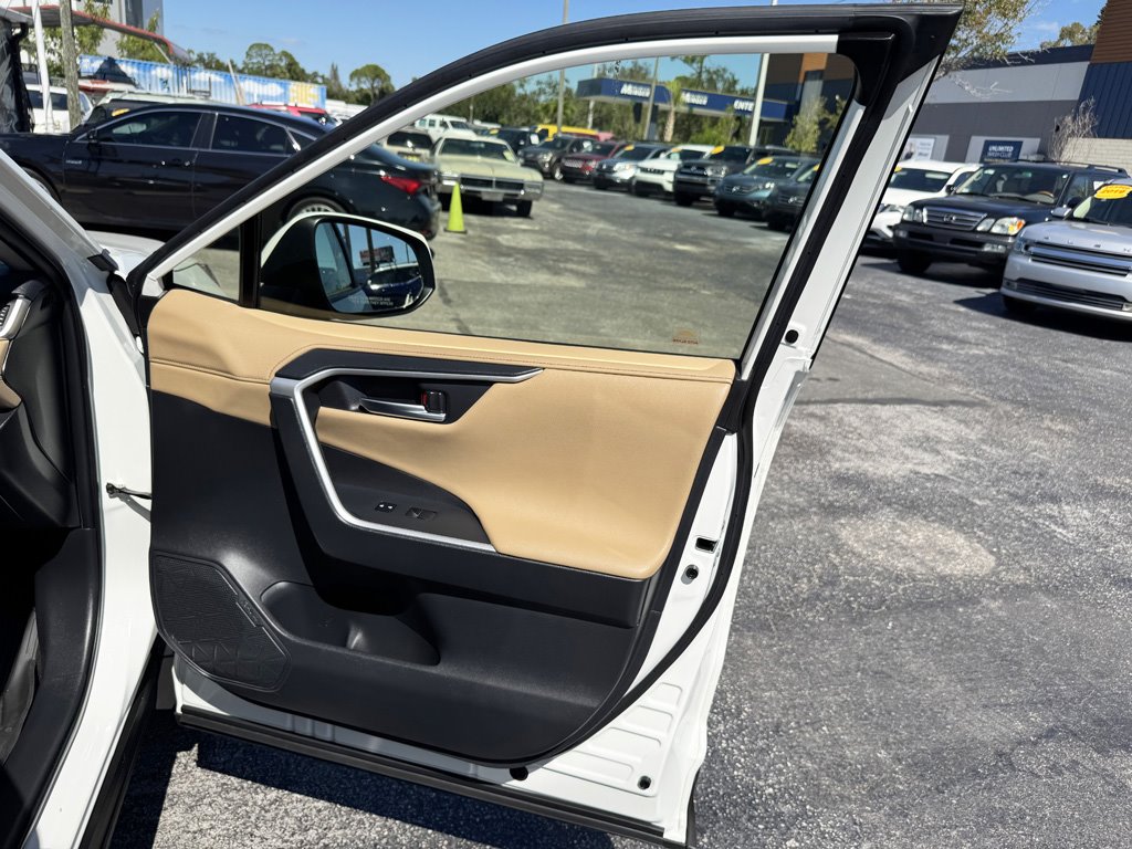 2019 Toyota RAV4 - $25,980
