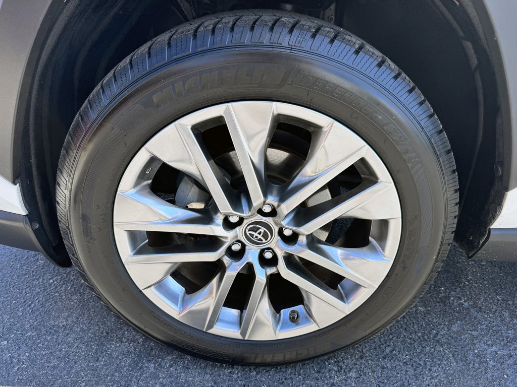 2019 Toyota RAV4 - $25,980