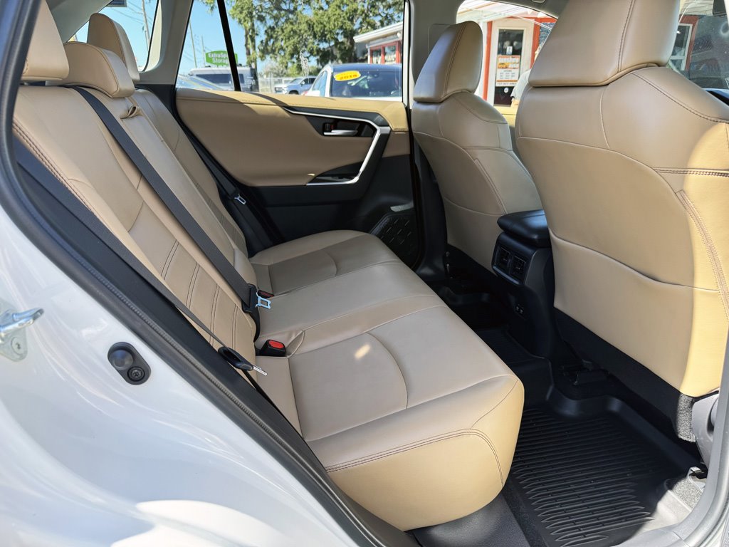 2019 Toyota RAV4 - $25,980