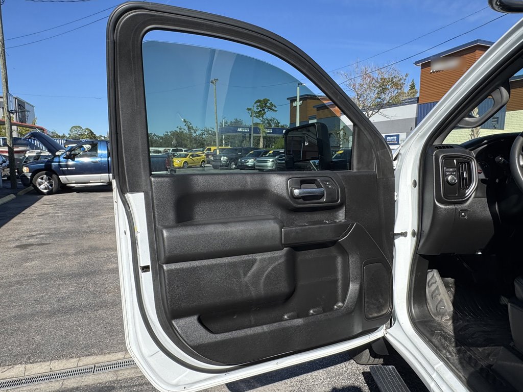 2020 Chevrolet Silverado - $26,495