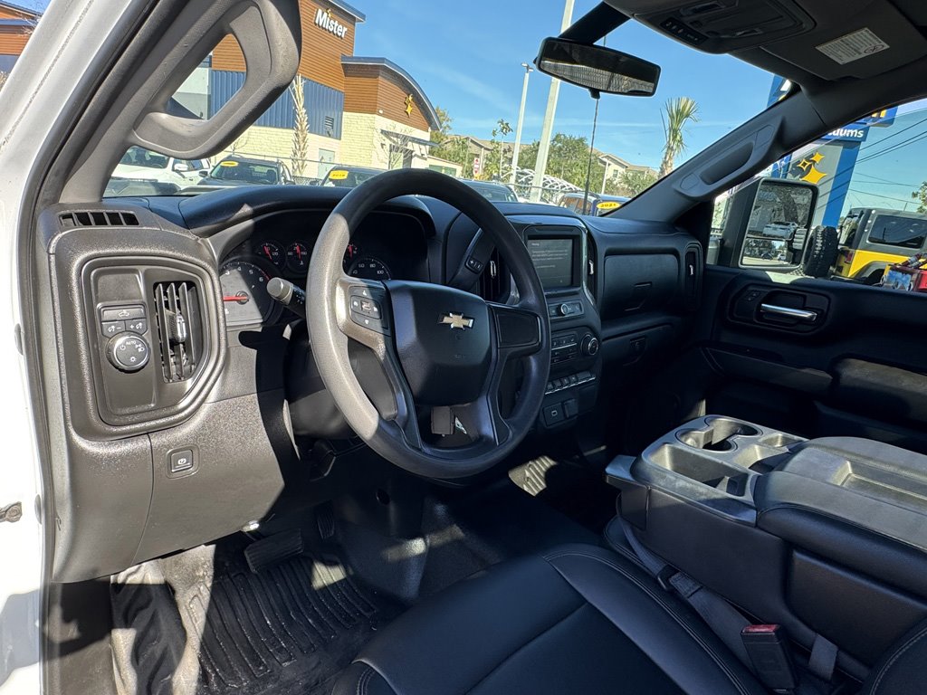 2020 Chevrolet Silverado - $26,495