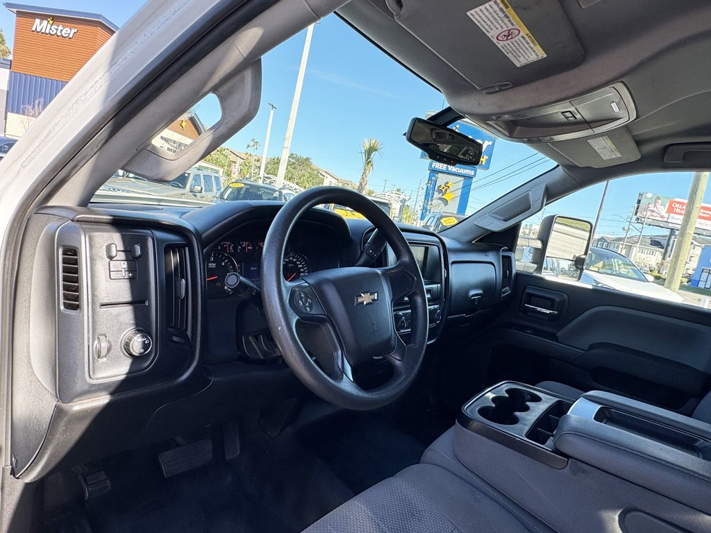 2017 Chevrolet Silverado 2500HD - $19,980