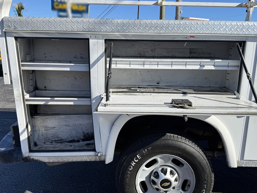 2017 Chevrolet Silverado 2500HD - $19,980