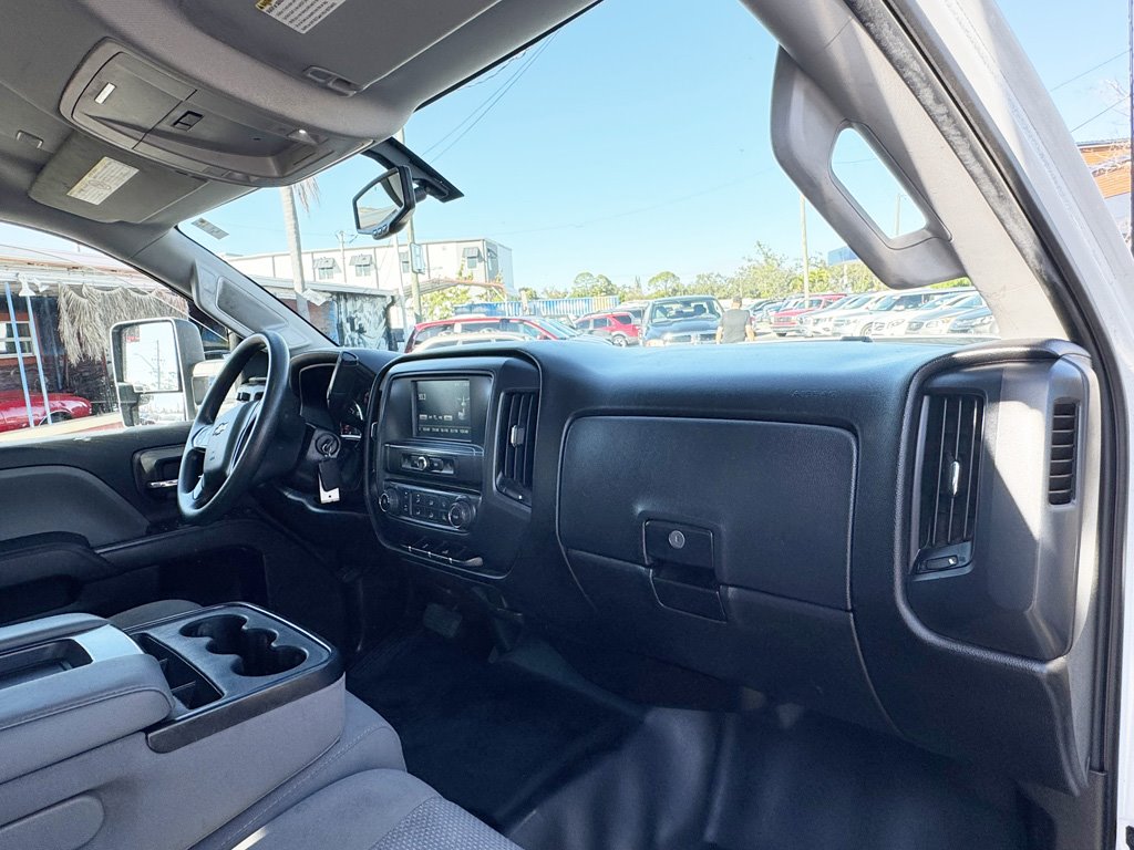 2017 Chevrolet Silverado 2500HD - $19,980