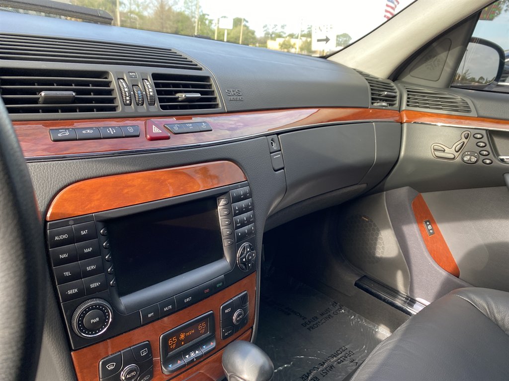 2006 Mercedes-Benz S-class - $13,980
