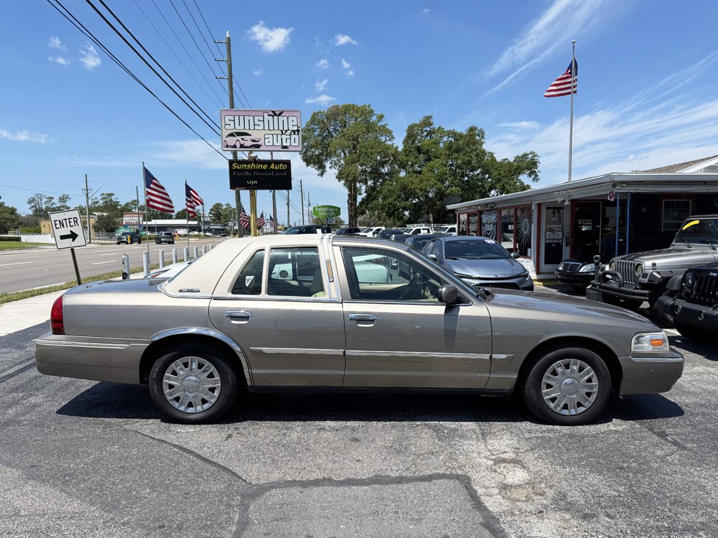 2006 Mercury Grand Marquis - $7,980