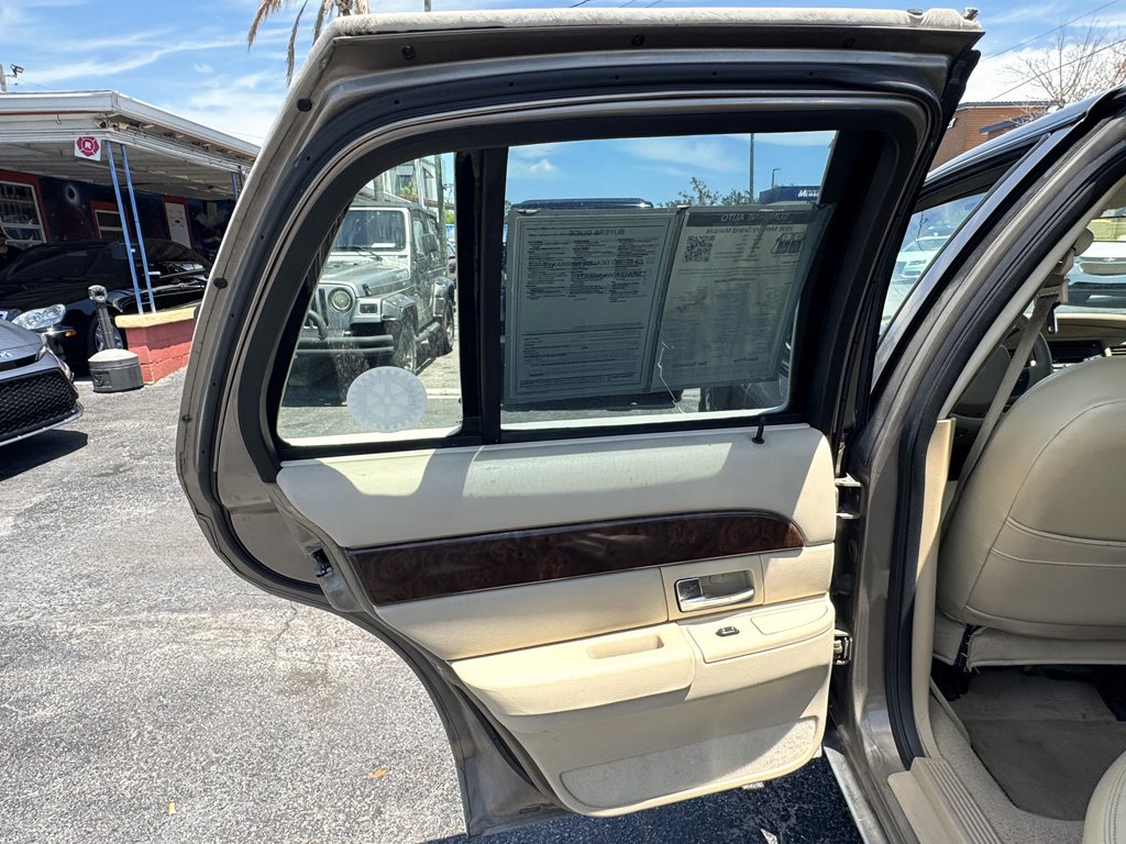 2006 Mercury Grand Marquis - $7,980