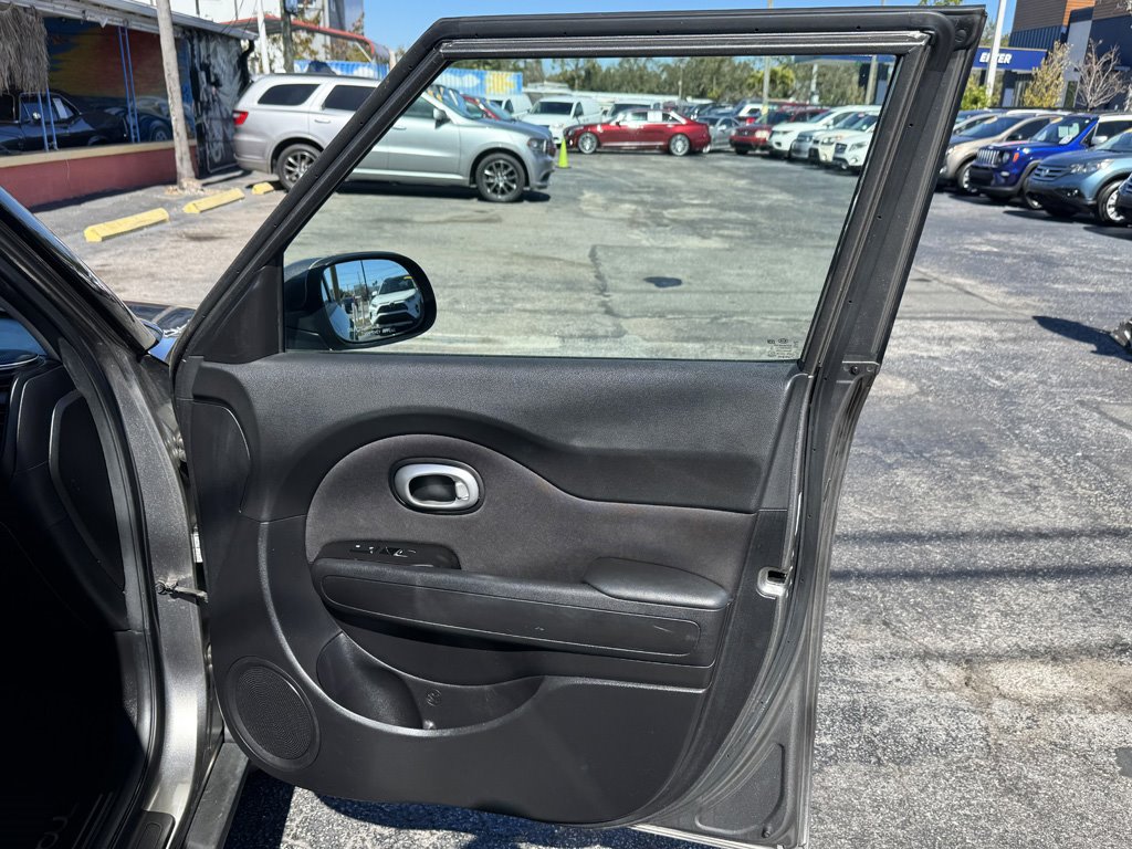 2017 Kia Soul - $10,980