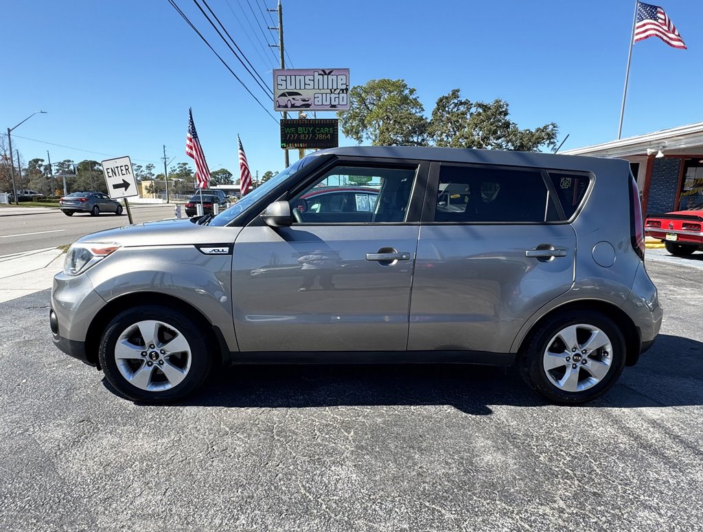 2017 Kia Soul - $10,980