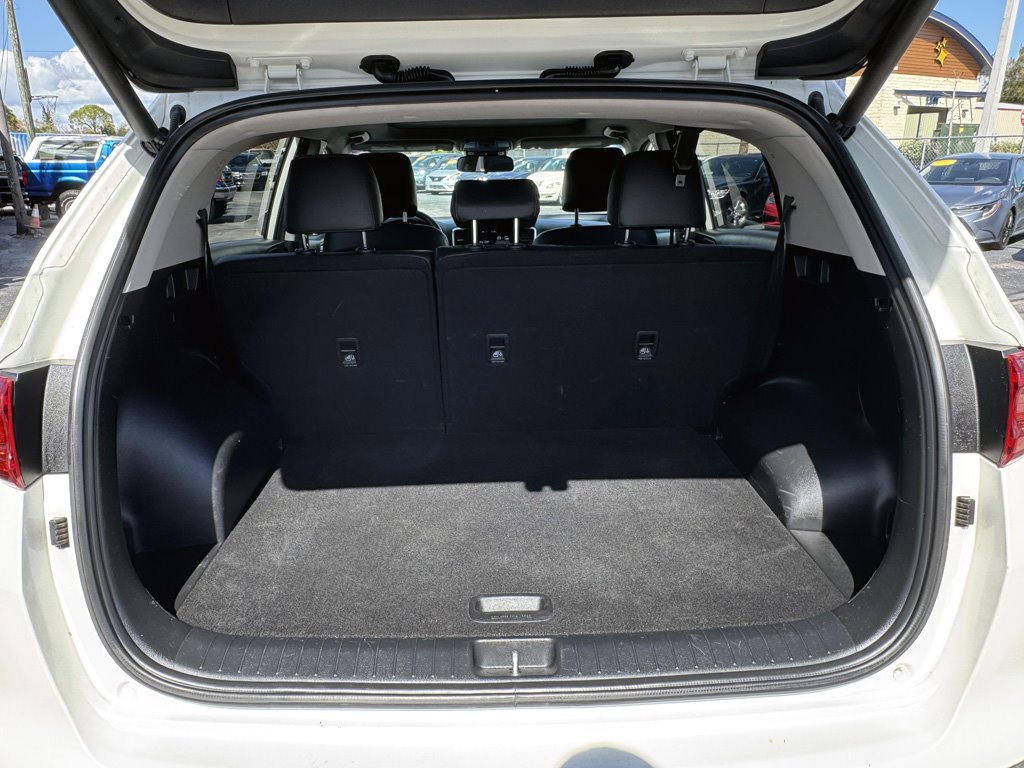 2022 Kia Sportage - $17,980