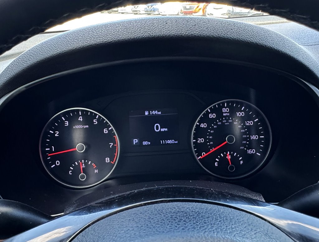 2022 Kia Sportage - $17,980